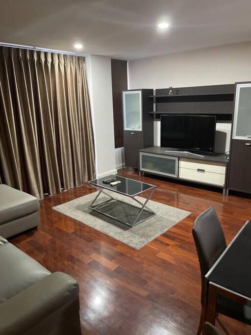 Delightful Condo In Central Location At Sukhumvit 49 Bangkok Exteriér fotografie